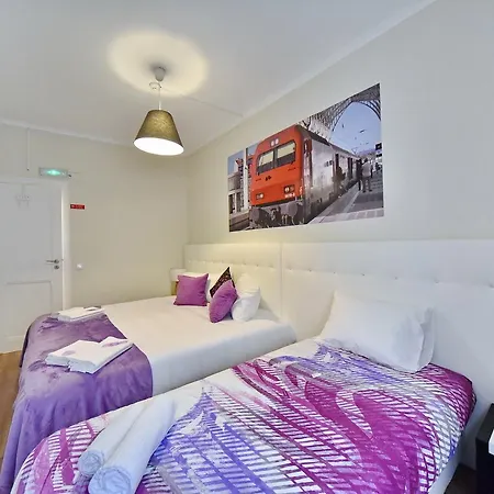 Train Hostel *